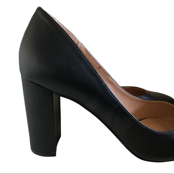 NOVO “Ivo” Black Pumps Sz 8 Block Heel Worn Once - Picture 2 of 6